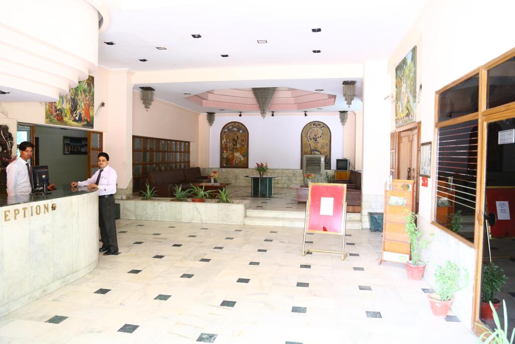 Матхура: Hotel Madhuvan