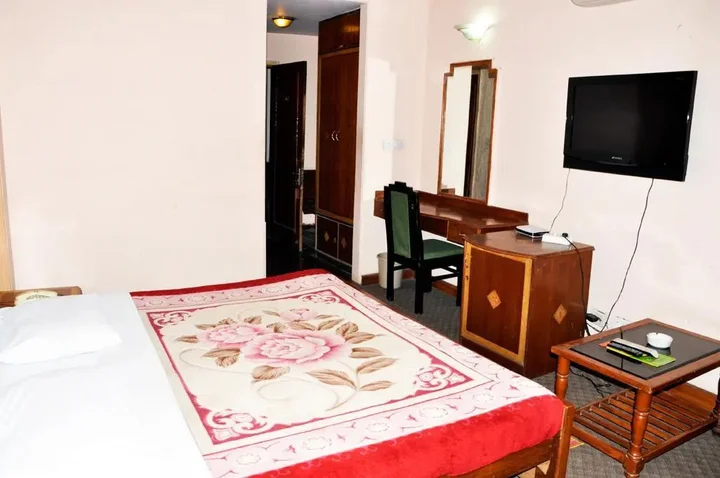 Матхура: Hotel Madhuvan