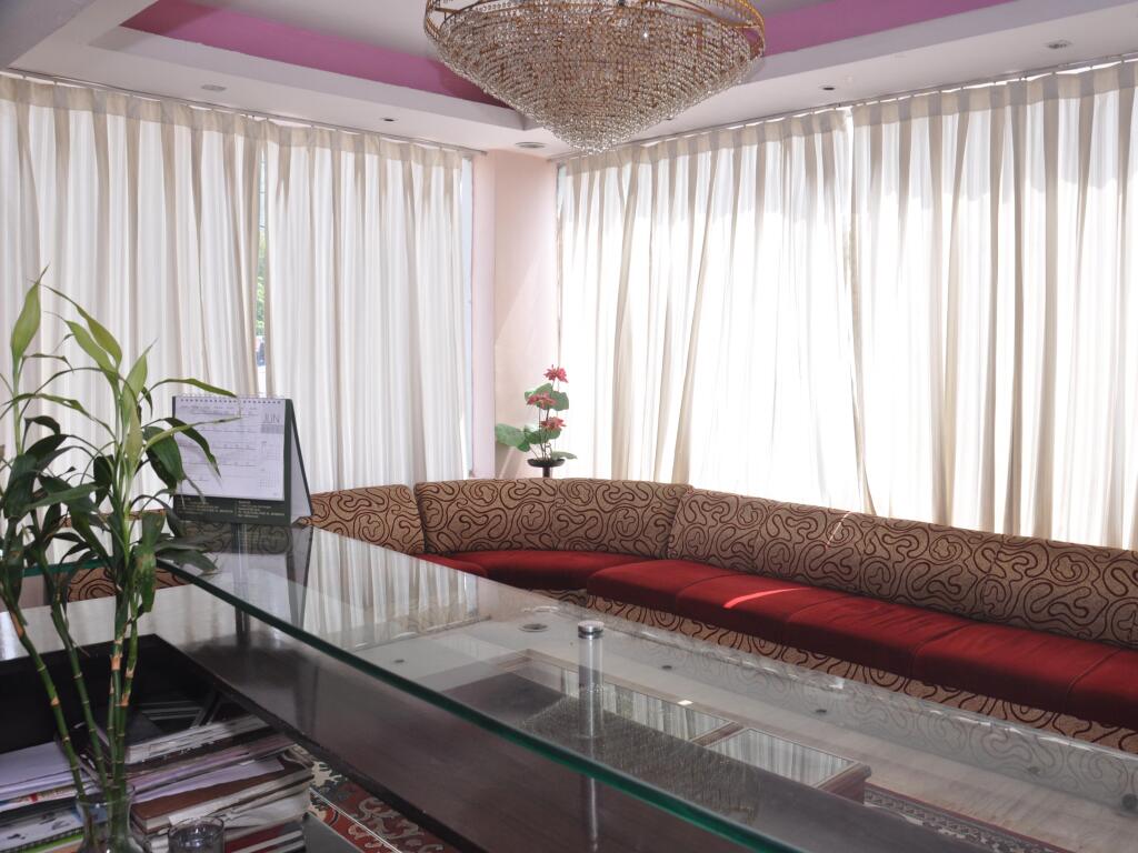 Газиабад: Hotel Samrat Kaushambi