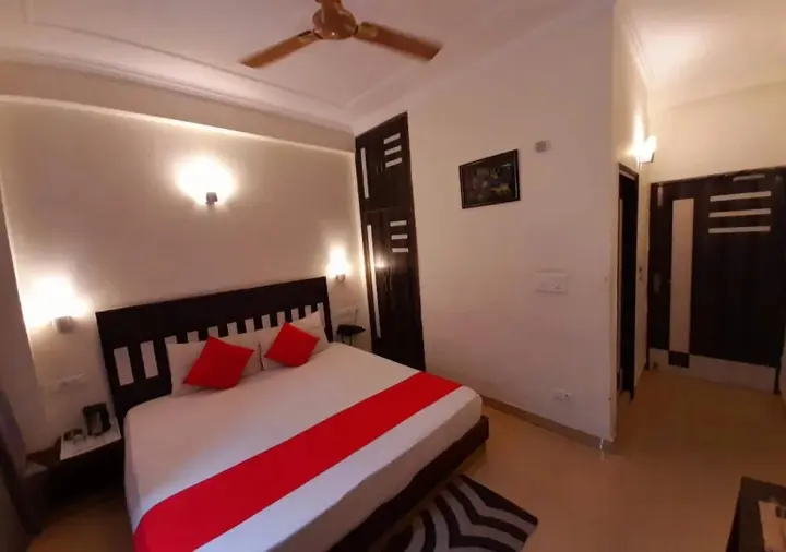Казаули: Kasauli Continental Resort