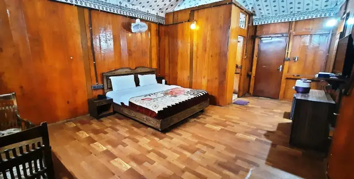 Садри: Lake Alpi resort Kumbhalgarh