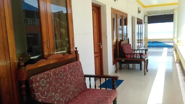 Ковалам: Beach Flora Inn Hotel