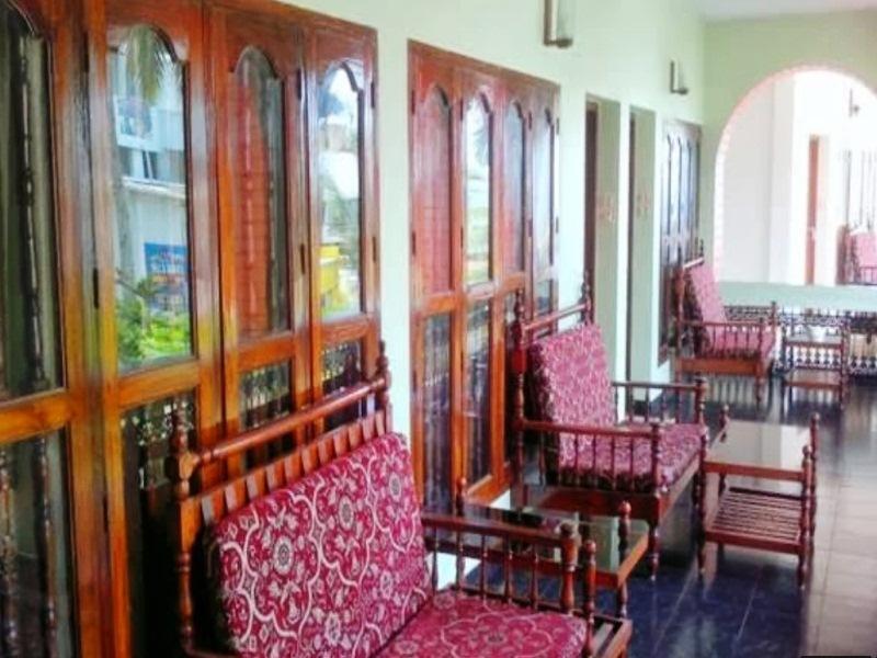 Ковалам: Beach Flora Inn Hotel