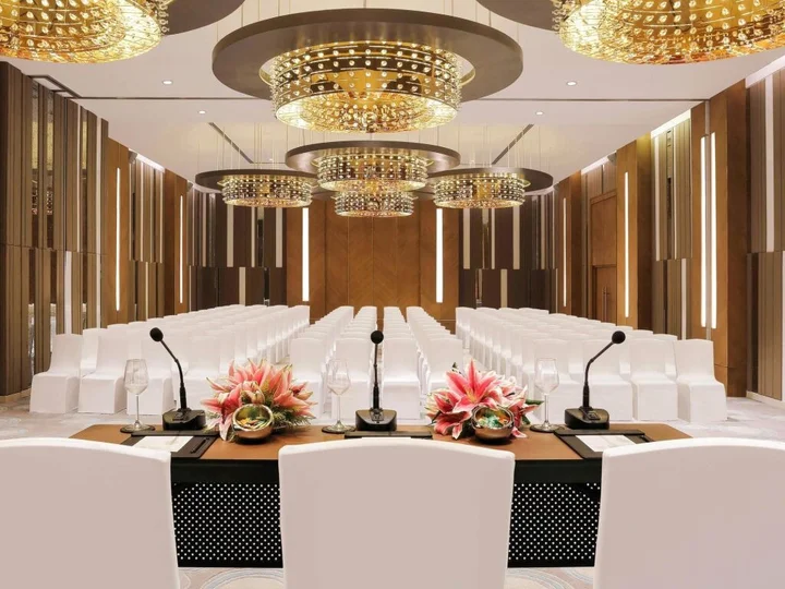 Гувахати: Novotel Guwahati GS Road Hotel