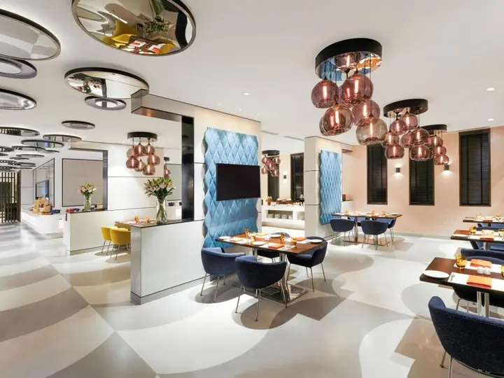 Гувахати: Novotel Guwahati GS Road Hotel