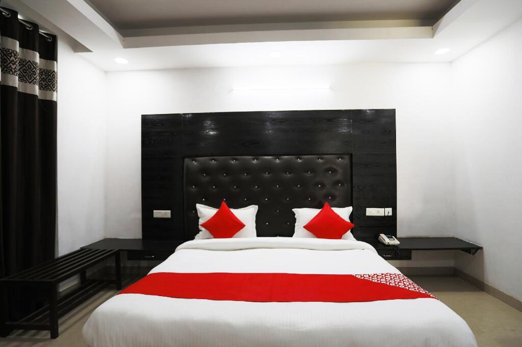 Гуруграм: OYO 567 Hotel Royal Stay Inn