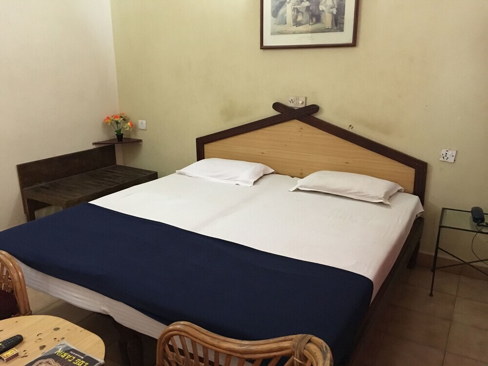 Калангут: OYO 7311 StayOut Crossroad Inn