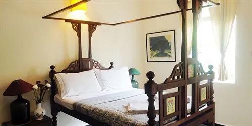 Панаджи: WelcomHeritage Panjim People