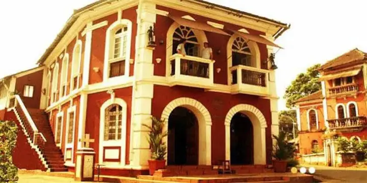 Панаджи: WelcomHeritage Panjim People