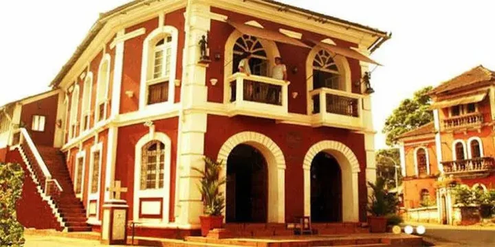 Панаджи: WelcomHeritage Panjim People