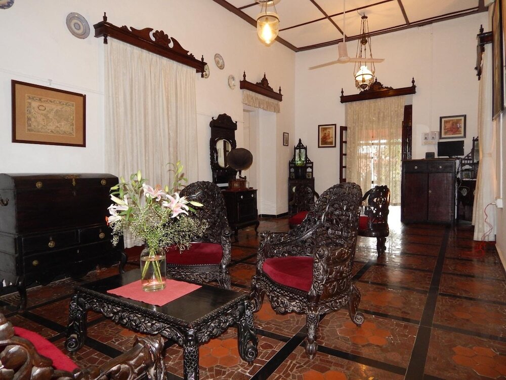 Панаджи: WelcomHeritage Panjim People