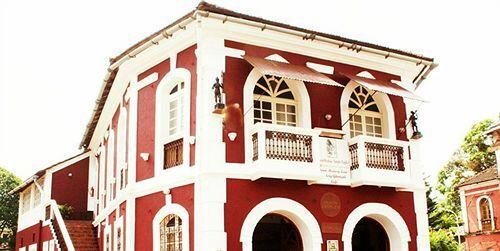 Панаджи: WelcomHeritage Panjim People