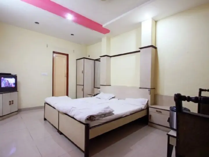 Крепость Jhansi: Hotel Raj Palace