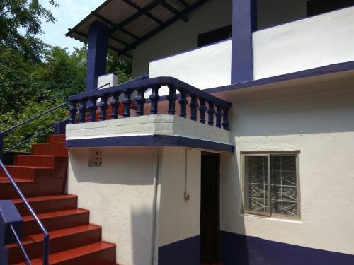Вагатор: Dolrina Guest House