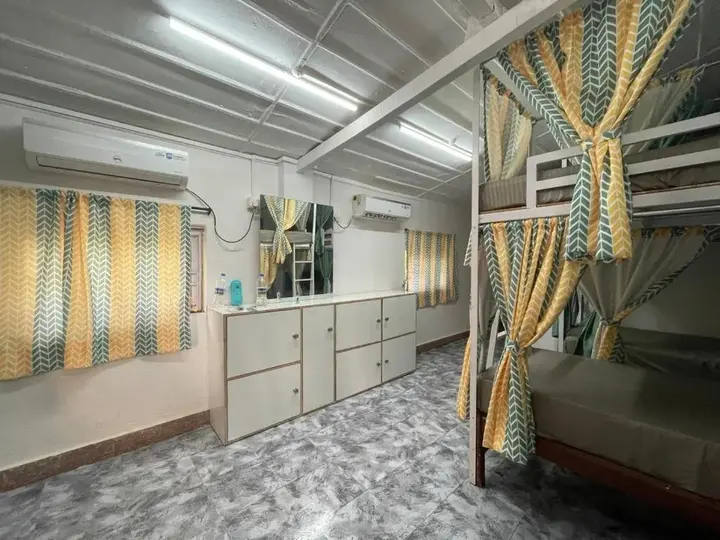 Вагатор: Dolrina Guest House
