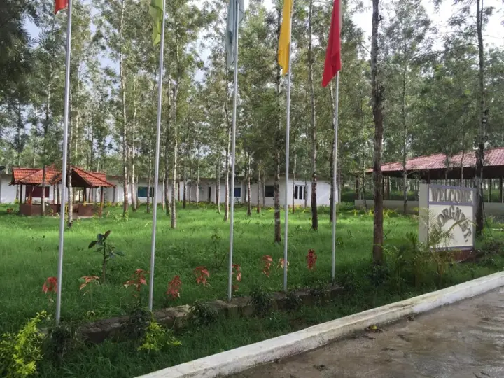 Кушалнагар: Coorg Nest Cottages
