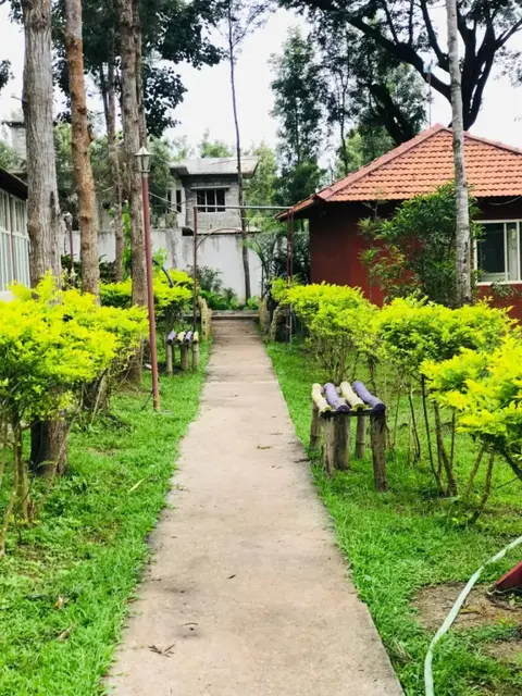 Кушалнагар: Coorg Nest Cottages