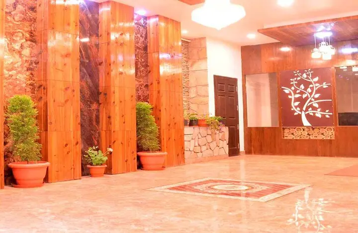 Дарджилинг: Hotel Pink Mountain