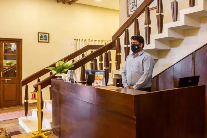 Нанди-Хилс: KSTDC Hotel Mayura Pine Top Nandi Hills