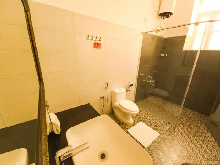 Нанди-Хилс: KSTDC Hotel Mayura Pine Top Nandi Hills