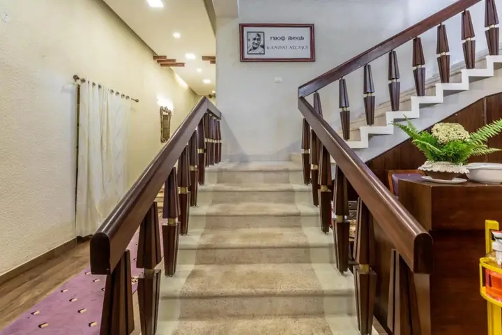 Нанди-Хилс: KSTDC Hotel Mayura Pine Top Nandi Hills