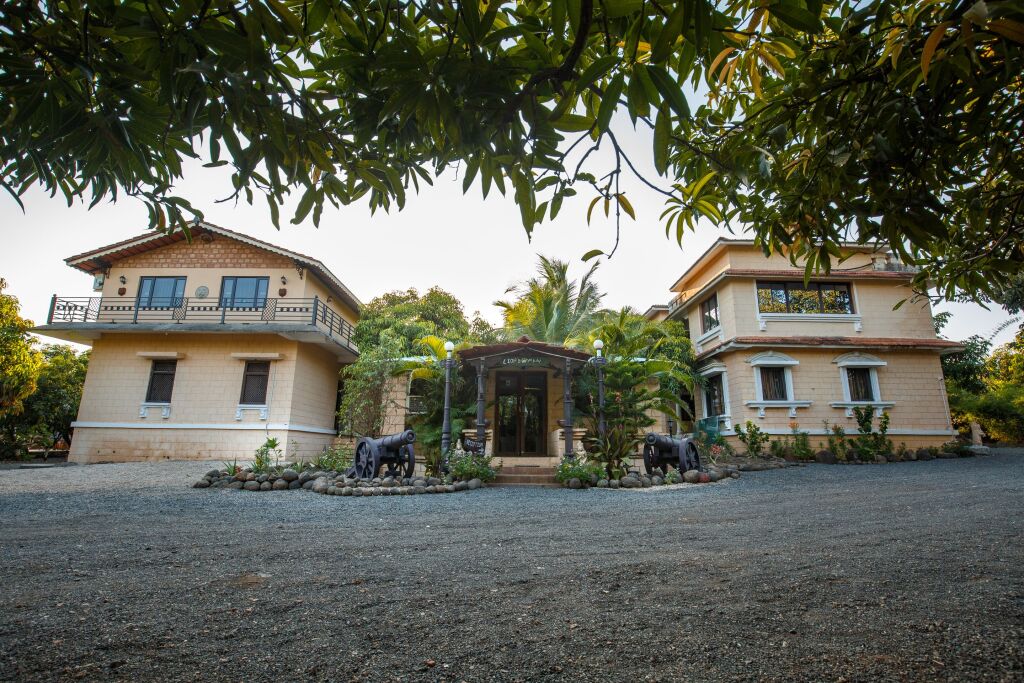 Сазан: Отель Gir Lions Paw Resort