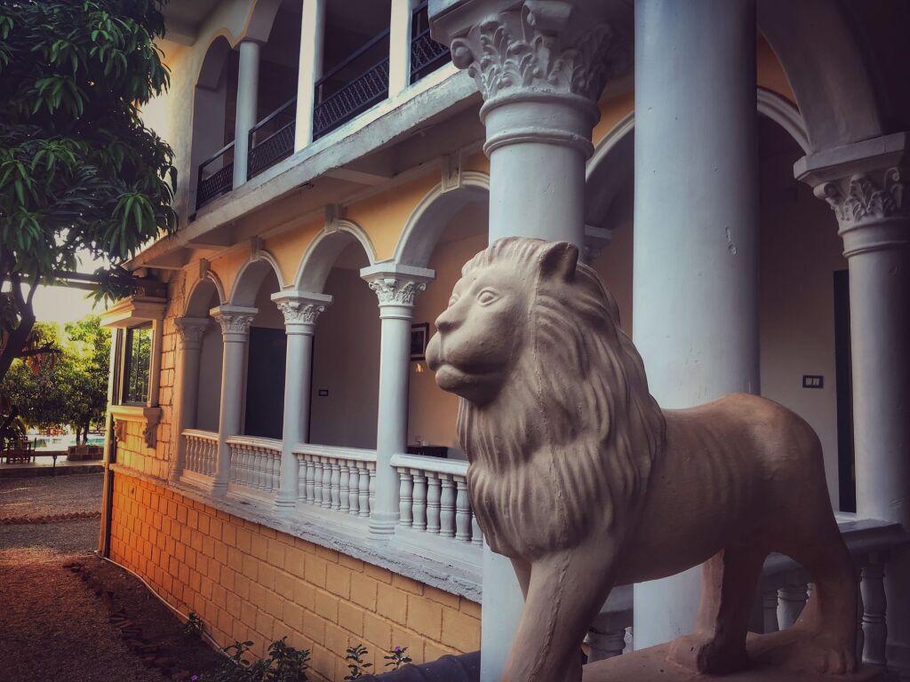 Сазан: Отель Gir Lions Paw Resort