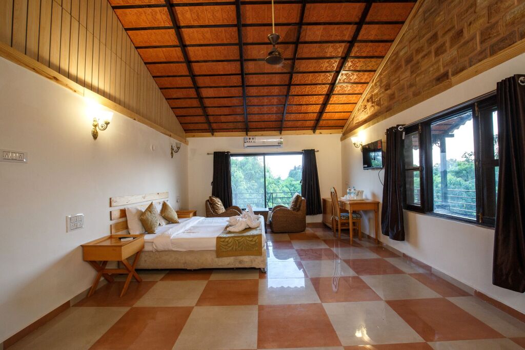 Сазан: Отель Gir Lions Paw Resort