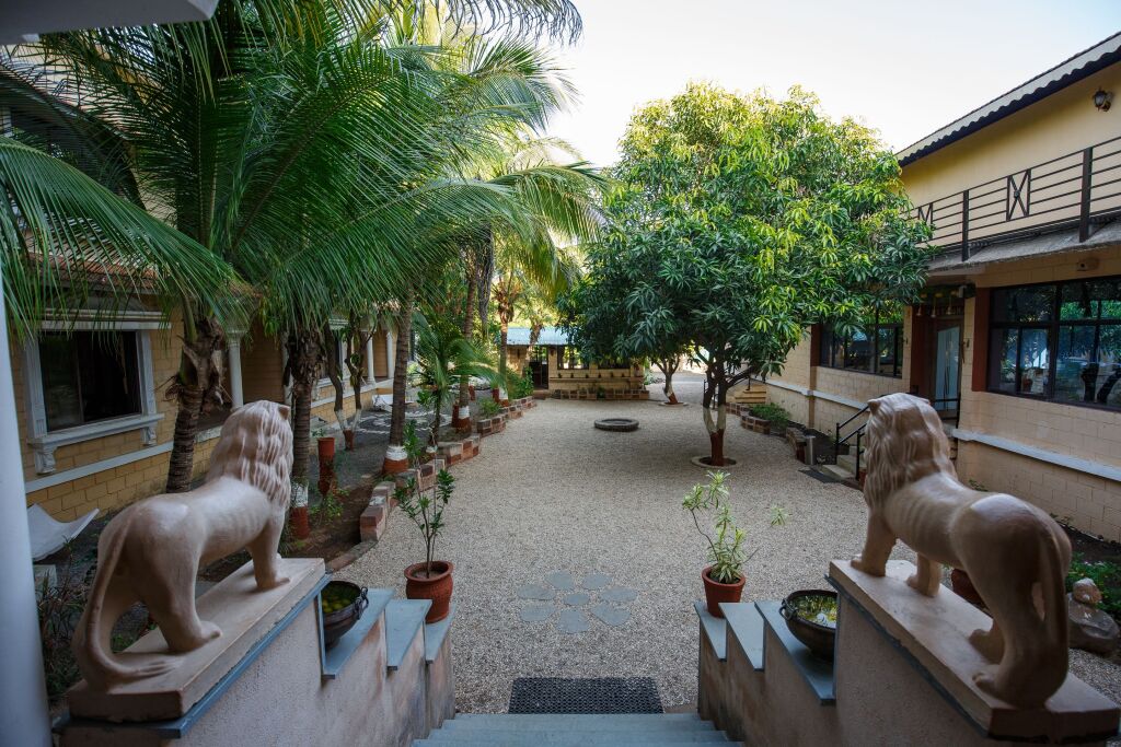 Отель Gir Lions Paw Resort — фото 5