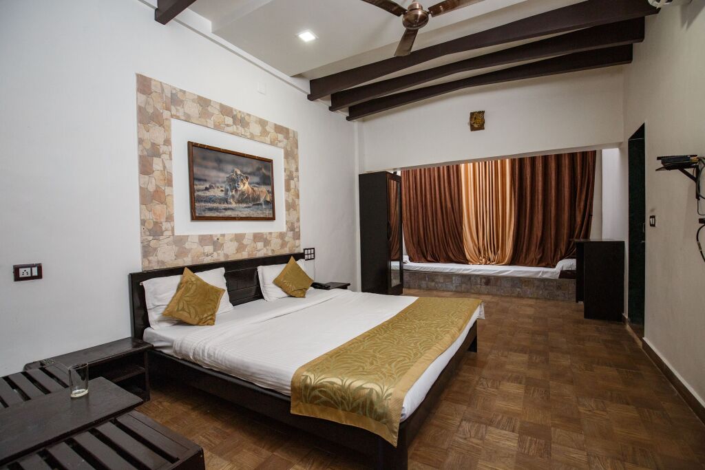 Сазан: Отель Gir Lions Paw Resort