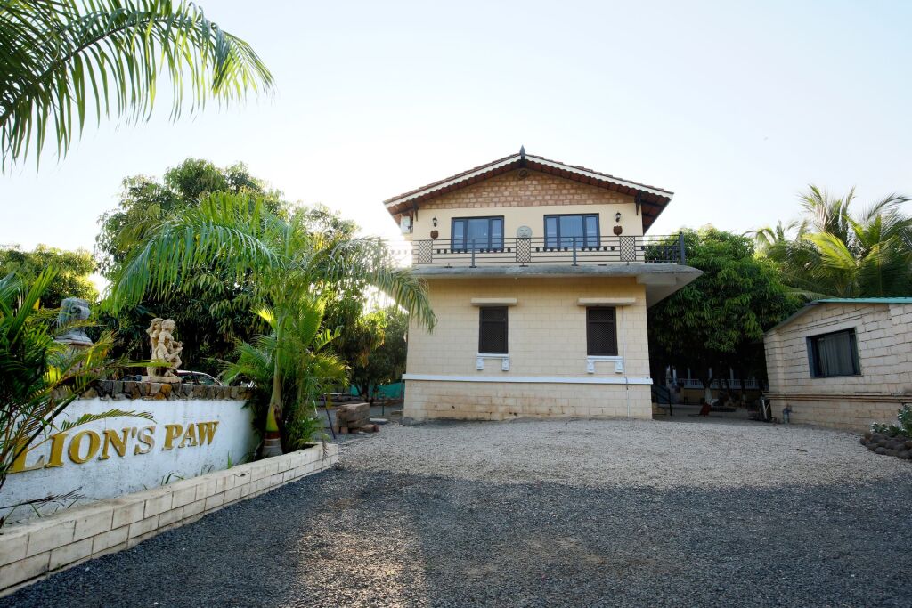 Сазан: Отель Gir Lions Paw Resort