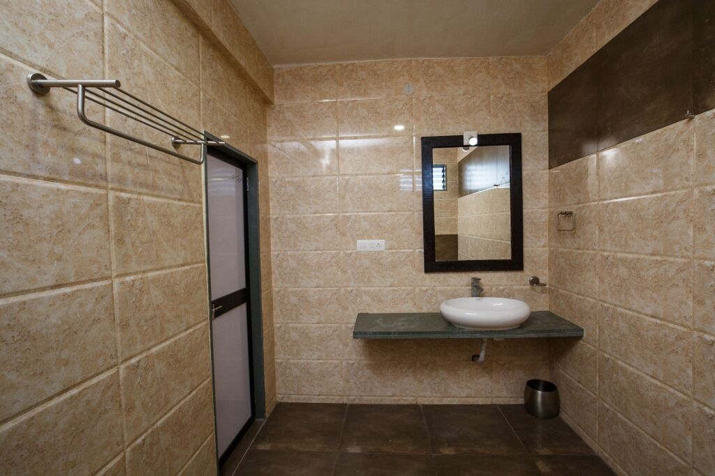Сазан: Отель Gir Lions Paw Resort