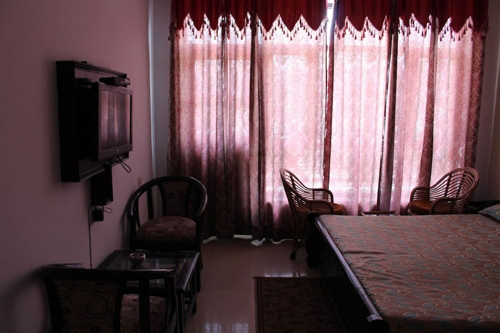 Техри: Hotel Devki Palace