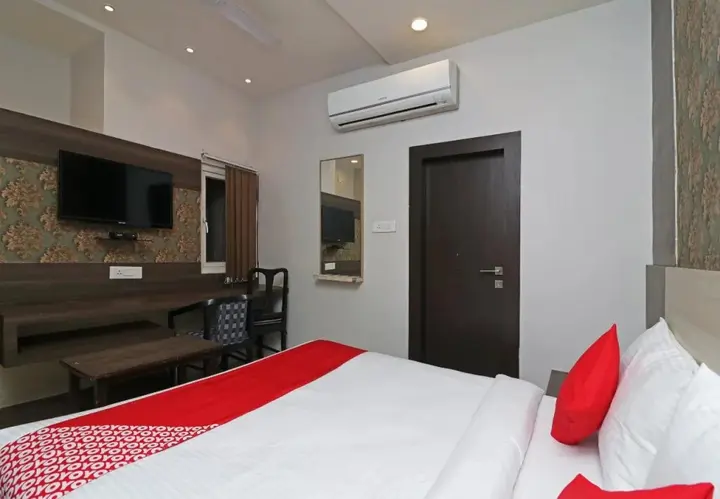 Лакхнау: OYO 7044 Hotel Megha