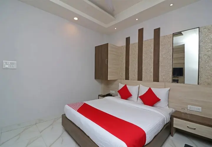 Лакхнау: OYO 7044 Hotel Megha