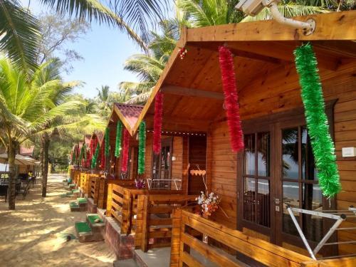 Таркарли: Coastal Galaxy Wooden Homes Devbag