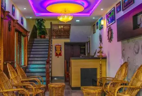 Аллеппи: Aramana Holiday Inn