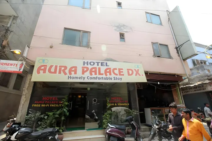 Нью-Дели: OYO 9726 Hotel Aura Palace Deluxe