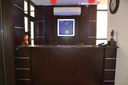 Aligarh: Hotel R R Inn