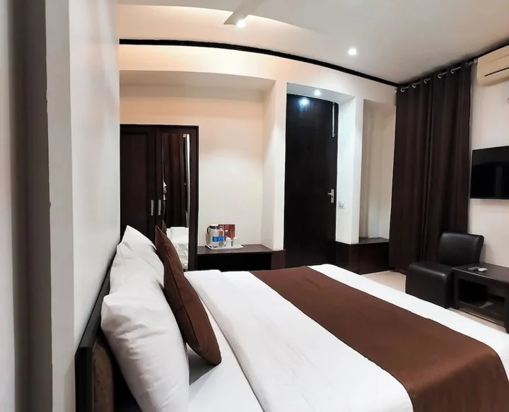 Калка: The Wind Cross Hotel