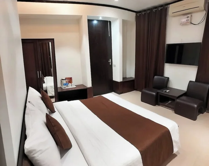 Калка: The Wind Cross Hotel