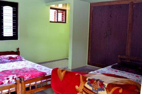 Гоникоппал: Blossom Home Stay