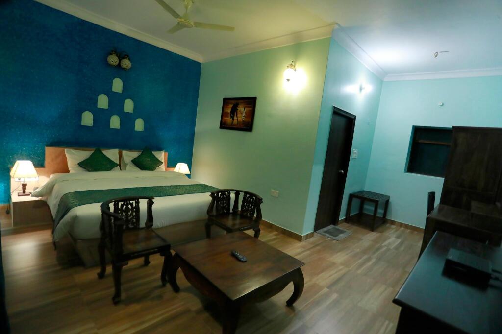 Khiyansaria: Hariyali Dhani Camps & Resort