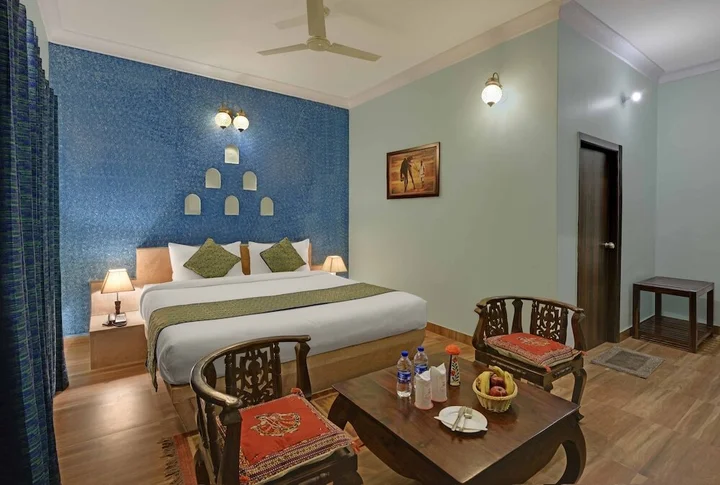 Khiyansaria: Hariyali Dhani Camps & Resort
