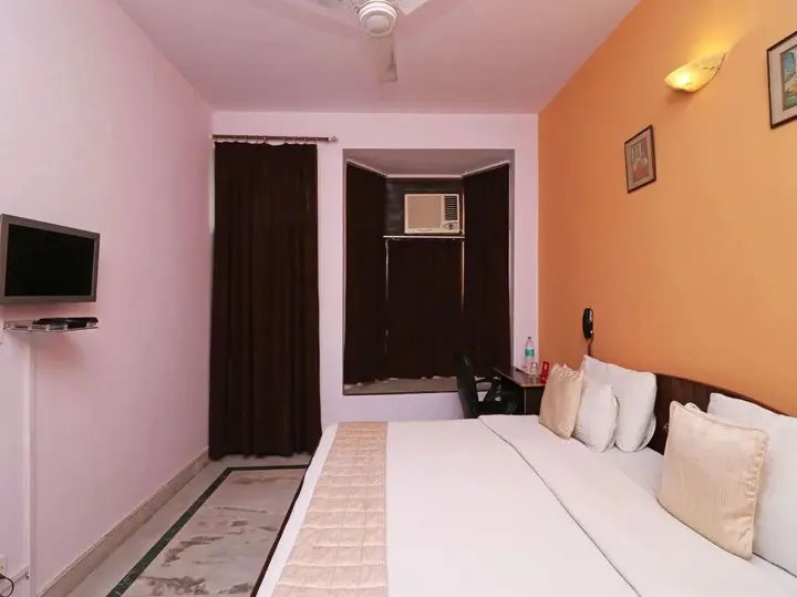 Нойда: Oyo 708 Hotel Sanjeevni