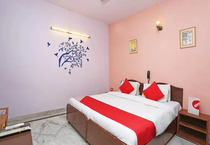 Нойда: Oyo 708 Hotel Sanjeevni