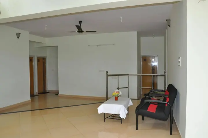 Palahalli: KSTDC Hotel Mayura Gaganachukki
