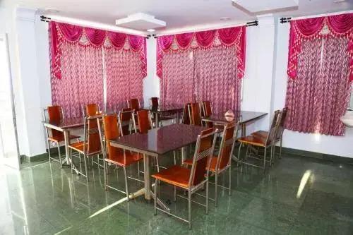Ути: Pearls Resorts