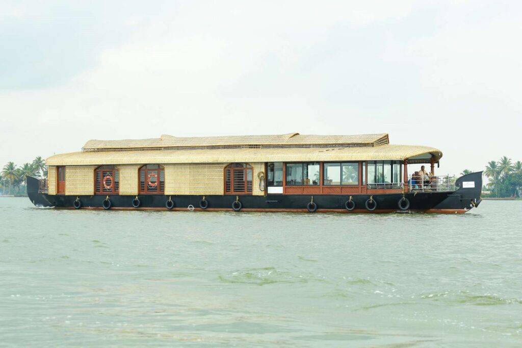Аллеппи: Southern Panorama Cruise