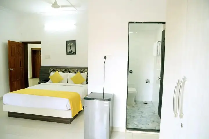 Кандолим: Hotel Sky Light Royal Stay